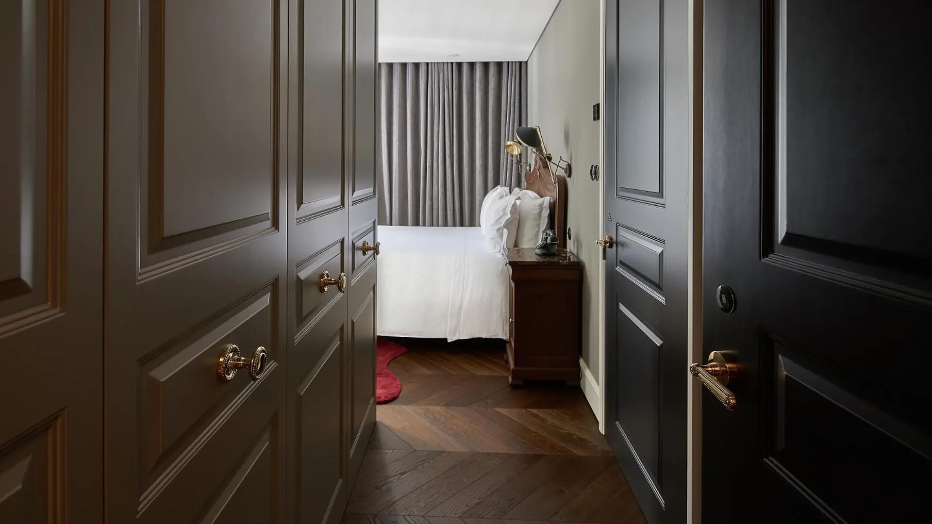 O Artista Suites By Europe Лиссабон Апартаменты