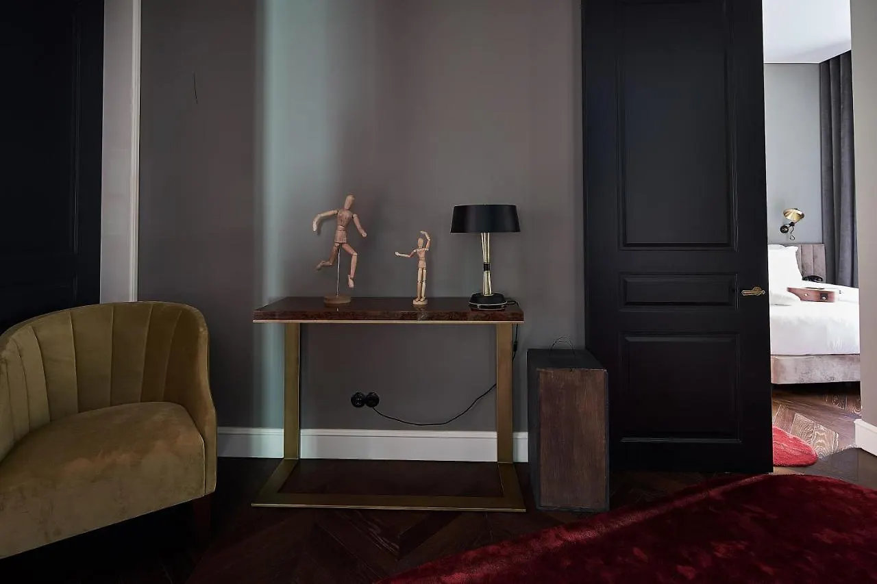 O Artista Suites By Europe Lisbon Apartment